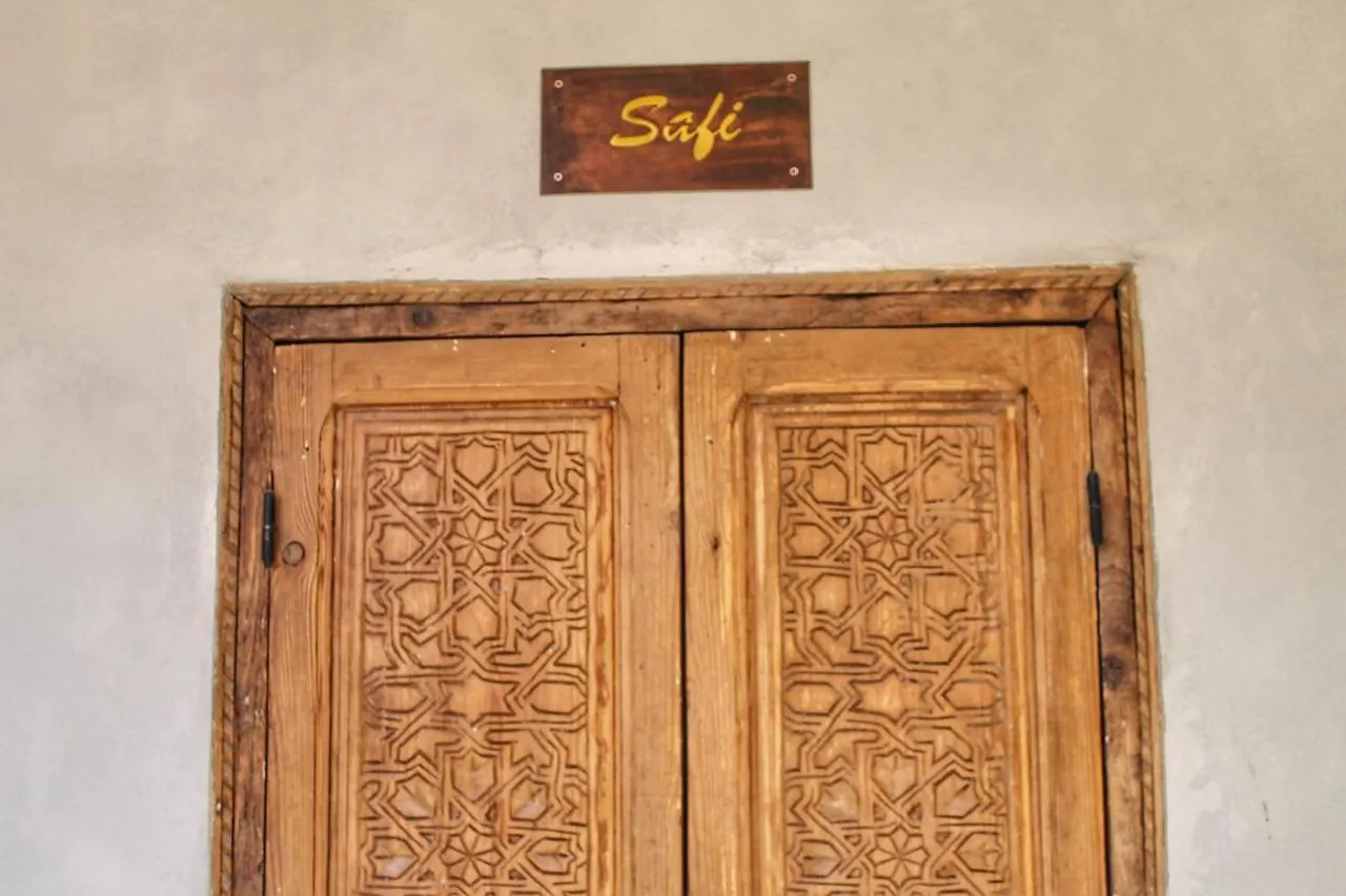 Panzió Riad Belikoss Pool & Spa Marrákes